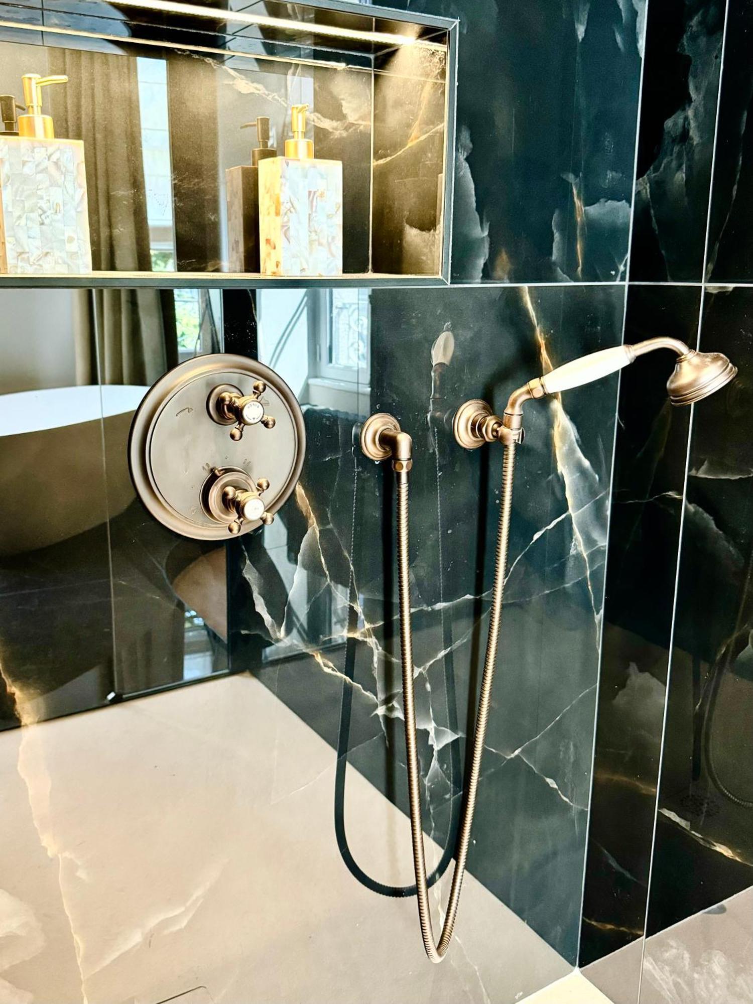 Clos Du Cedre - Chambres D'Hotes D'Exception, Luxury B&B A Dinan Szoba fotó